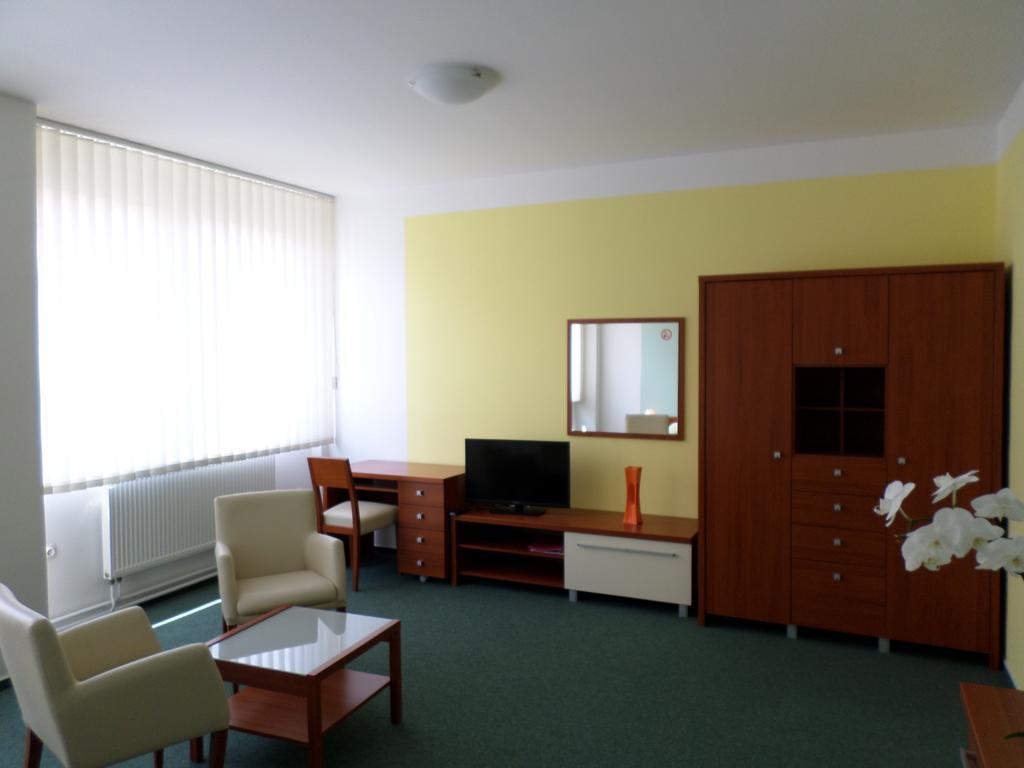 Hotel Steiger كرنوف المظهر الخارجي الصورة