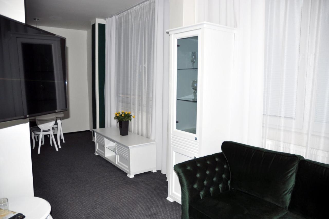 Hotel Steiger كرنوف المظهر الخارجي الصورة